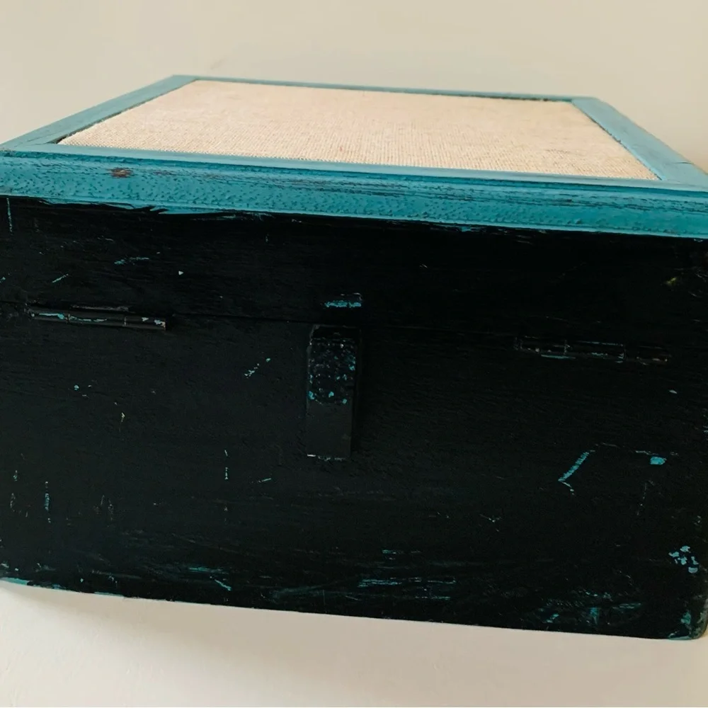 Wooden box